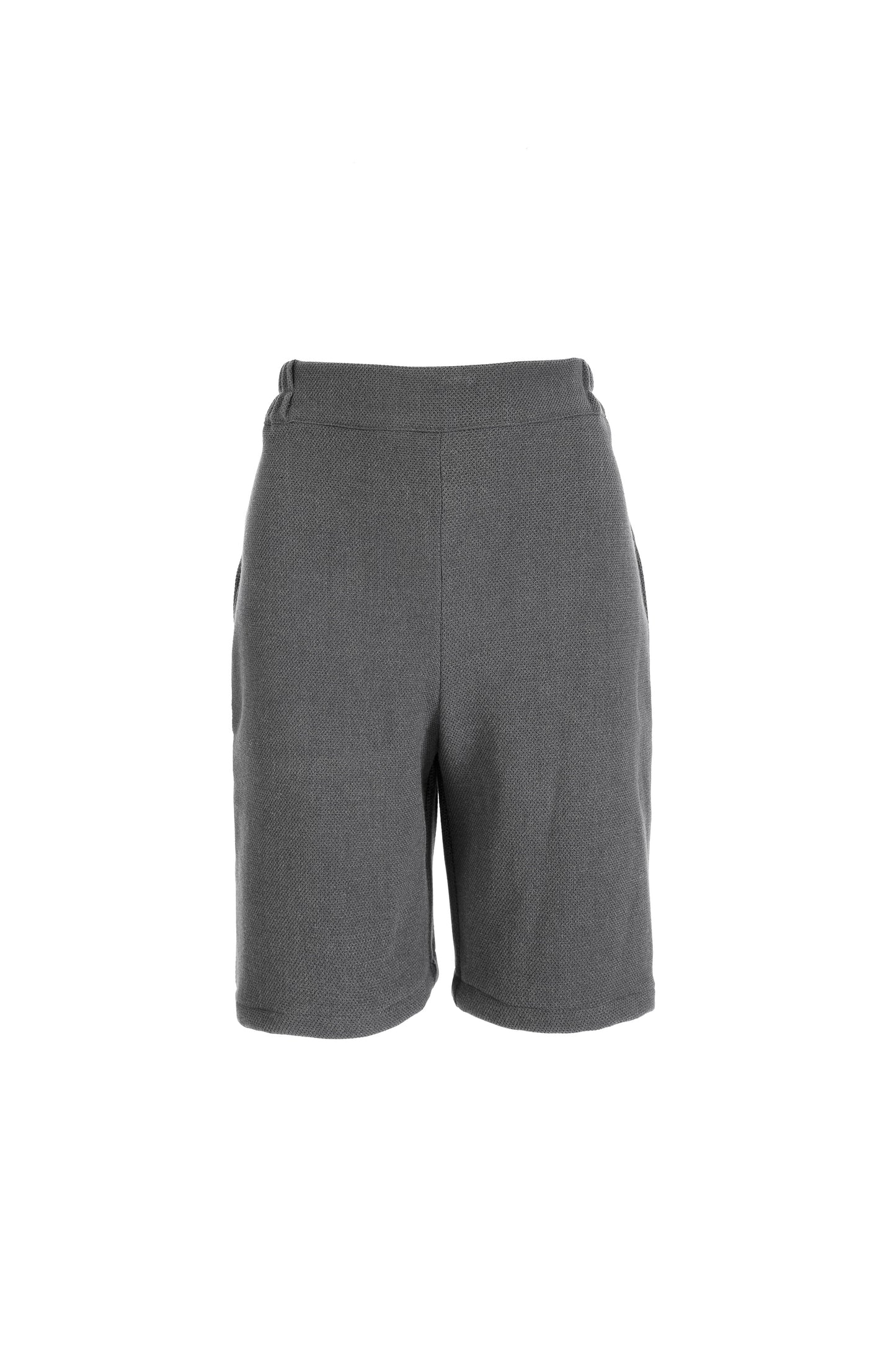 Nature | gray shorts